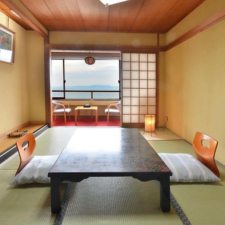 Uguisuya Ryokan Unzen Buitenkant foto