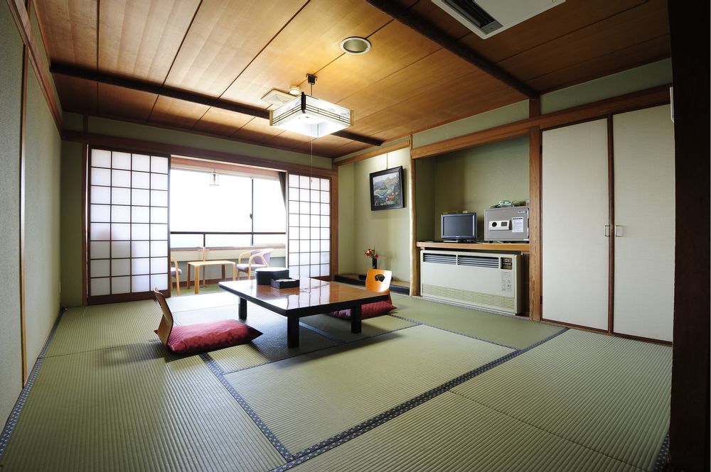 Uguisuya Ryokan Unzen Buitenkant foto